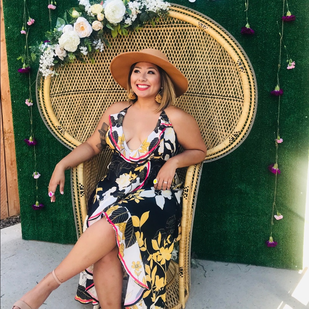 Meet your Posher, Desirae